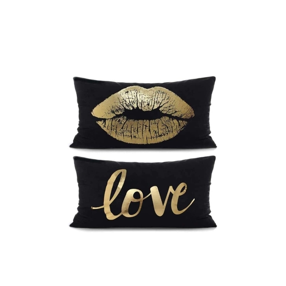 Lip and Love throw pillow - Picture 1 of 3